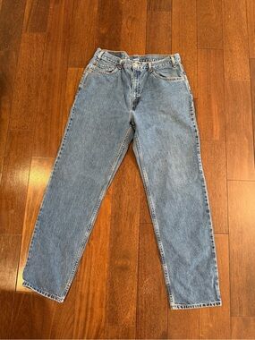 Vintage Levi’s 550 Relaxed Fit Tapered Leg Jeans 38x34 Light Wash Y2K